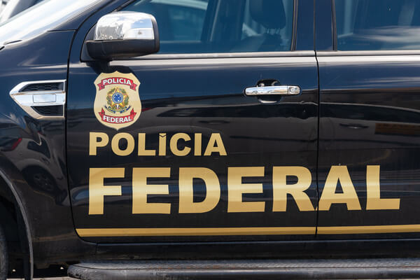 Imagem de um carro da Polícia Federal.